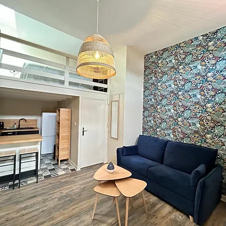 Votre Duplex En Hypercentre ! * La Rochelle (Charente-Maritime)